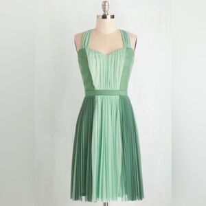 Green Pleated Sheer Overlay Dress Crisscross Straps Fairy Princess Formal Party